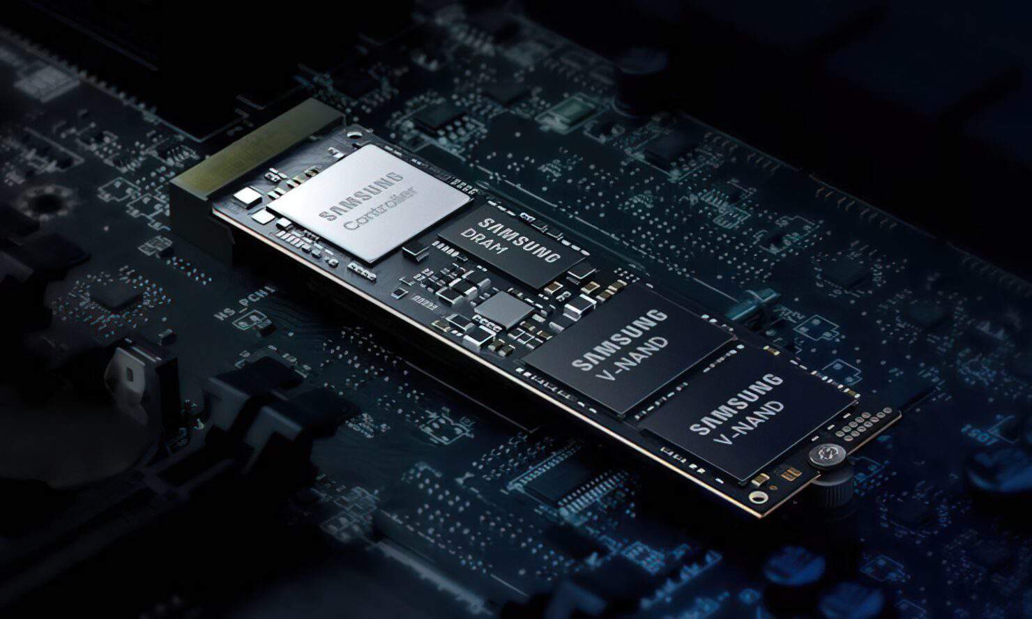 Samsung、256TB SSDやペタバイト・スケールの「PBSSD」をアピール