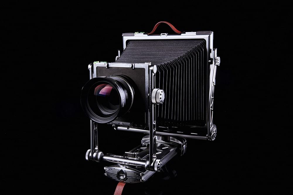 ハイパーカーメーカーのパガーニが「アナログカメラ」を制作、75,000ユーロ（1,050万円）でパガーニオーナーに販売