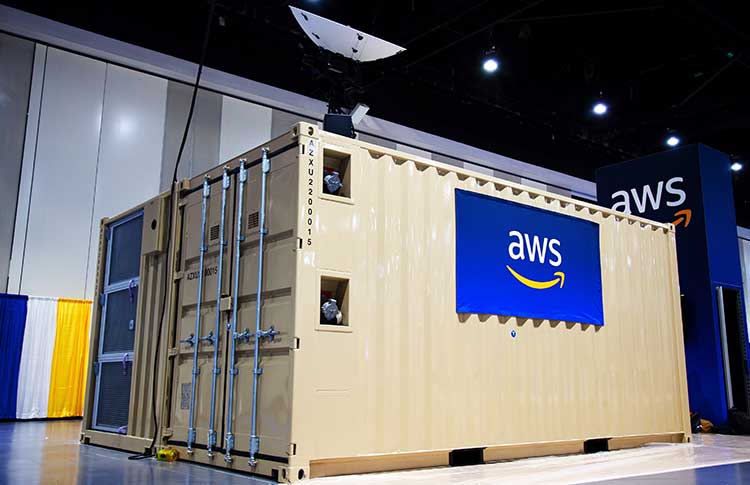 Amazon、米軍用に特別に作られたモジュラー型AWSデータセンターを公開