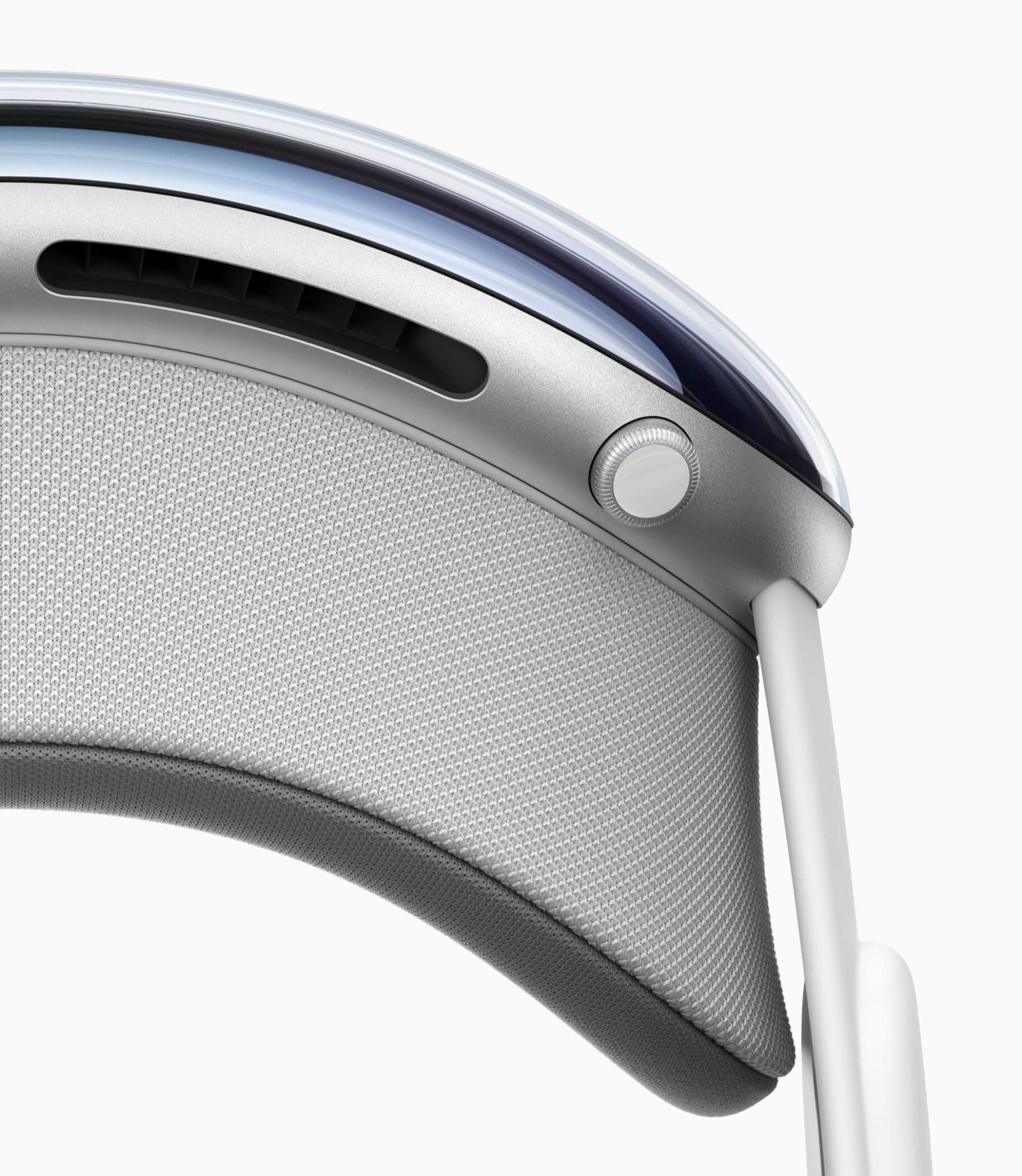 Apple Vision Proヘッドセット：何が出来て、何を実現するのか？