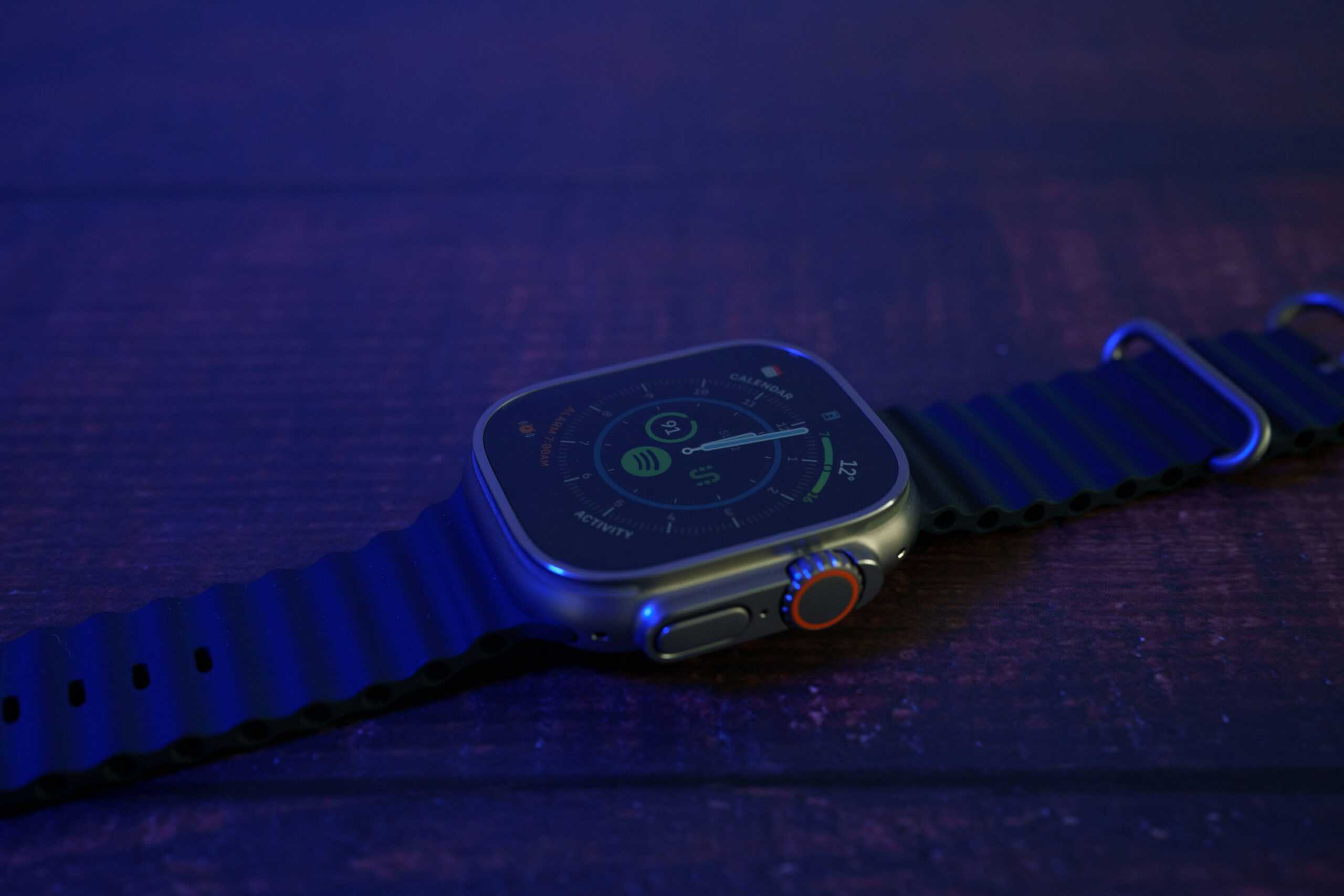 Appleは当面Apple WatchにMicroLEDを採用しないようだ